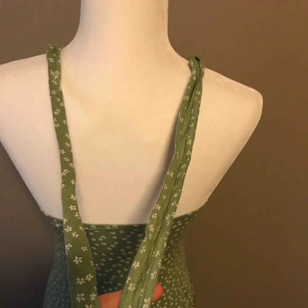 Green flower tie back halter dress - Picture 11 of 15